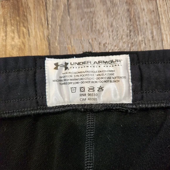 Under Armour Pants - Picture 4 of 6